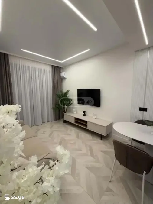 3 room Flat For Sale. Isani