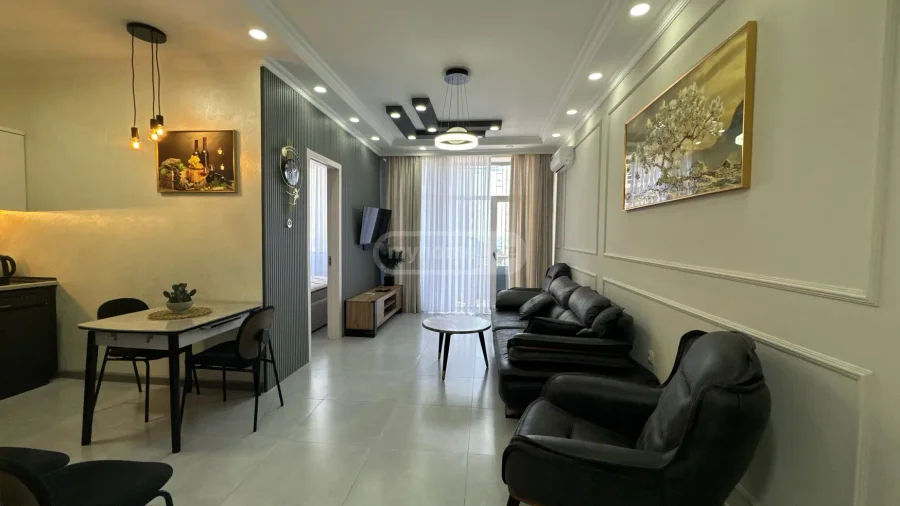 Квартира (50 м²)