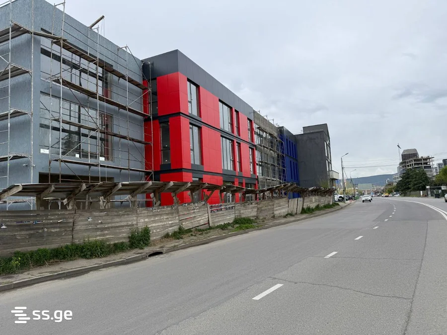 Commercial space For Rent. Digomi