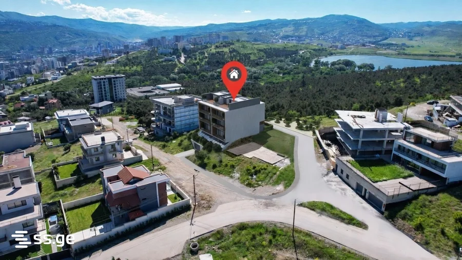 3-комнатная квартира в Тбилиси