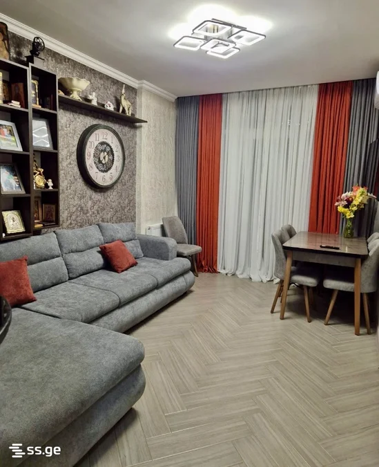 Коммерческое помещение на Horizons Batumi ხიმშიაშვილის ქ. 47ა Khimshiashvili District