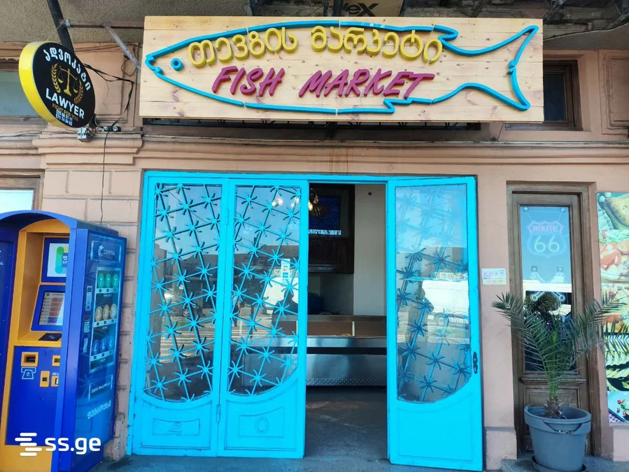 Commercial space For Rent