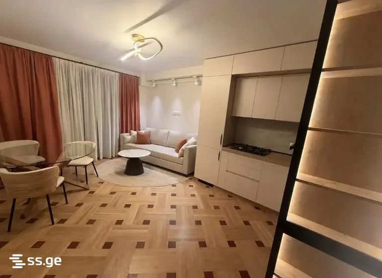 3 room Flat For Rent. Vake