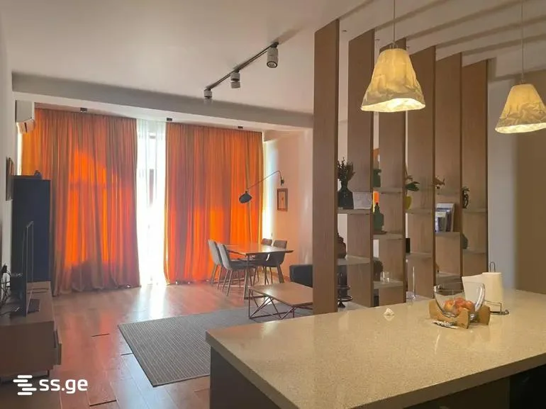 4 room Flat For Sale. Vera