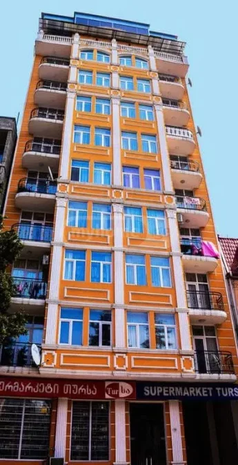 3-комнатная квартира в районе Старого Батуми