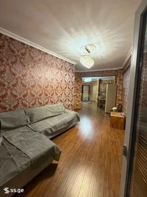 Коммерческое помещение на m. aleksidze st. 1 Saburtalo