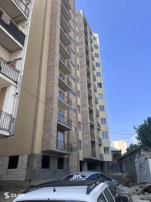 3-комнатная квартира в Тбилиси