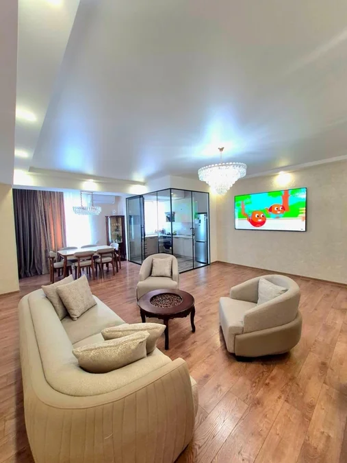 Ortachala Residence: 3-комнатная, 95.0 м²
