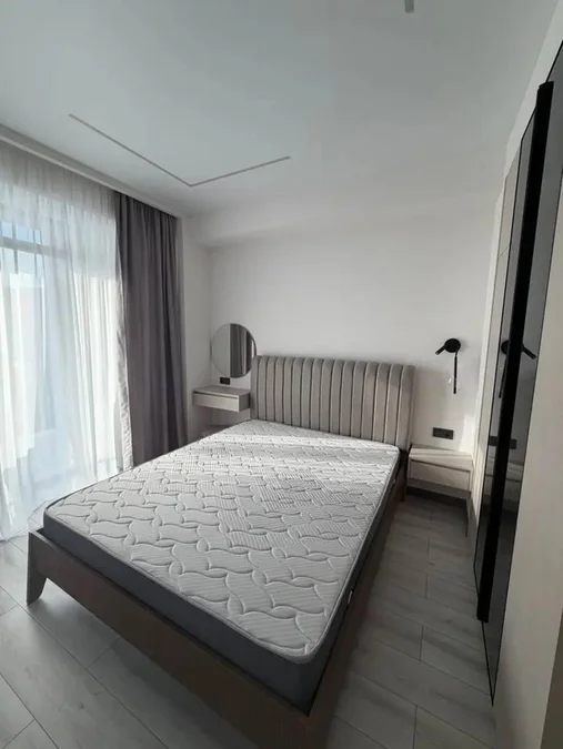 Арчи Исани: 2-комнатная, 60.0 м²