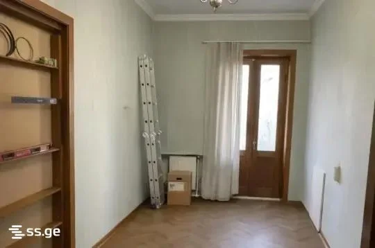 4-комнатная квартира на продажу. Дидубе