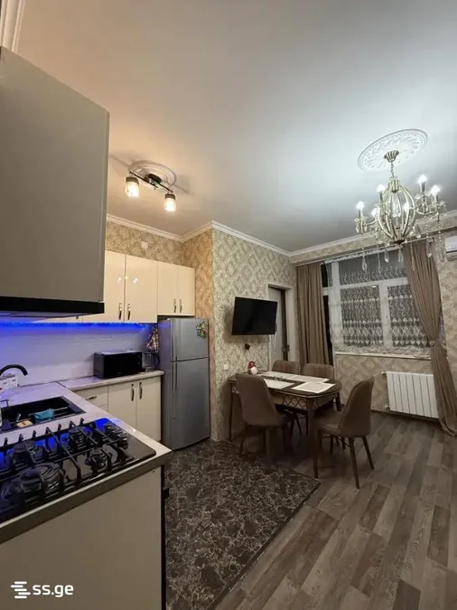 Коммерческое помещение на kaloubani st. 1 Mesame masivi