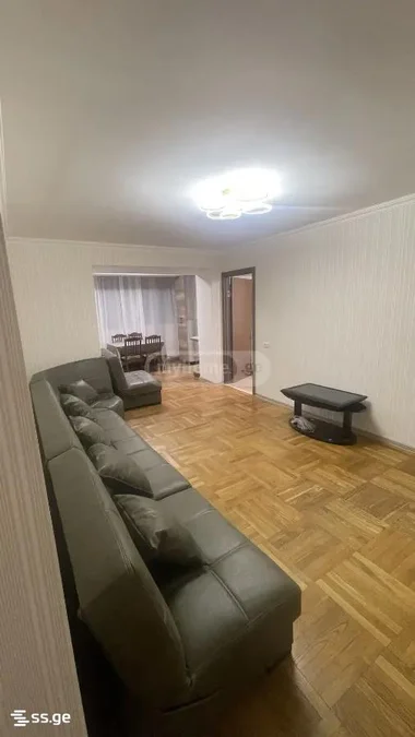3-комнатная квартира в Тбилиси