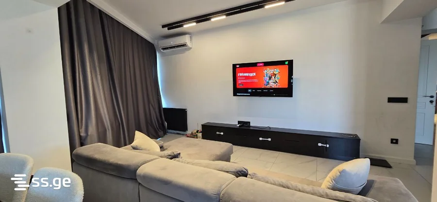 3 room Flat For Rent. Ortachala