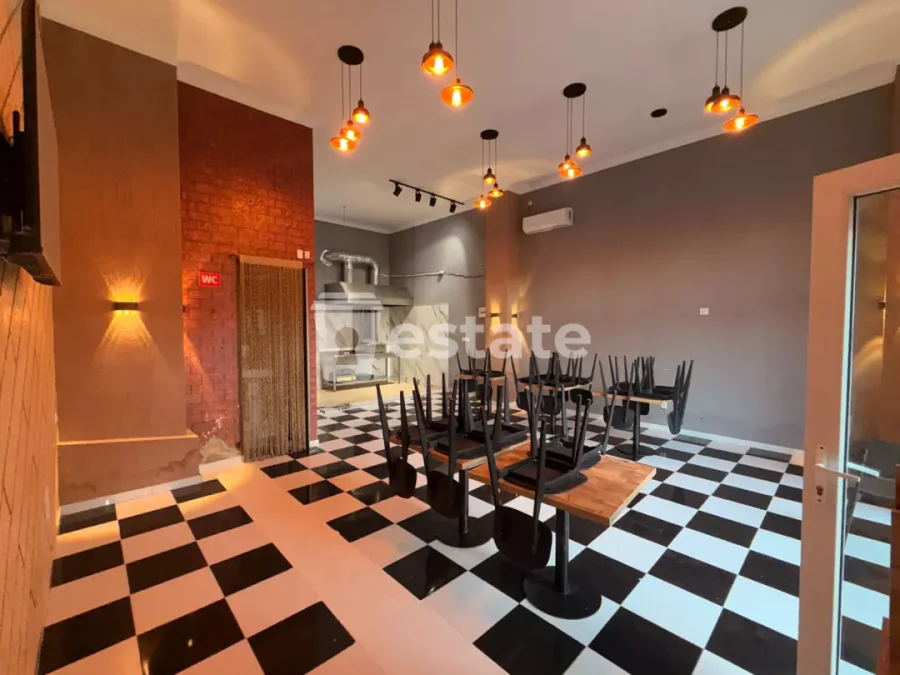 Коммерческое помещение под общепит, Руруа 18, $1500