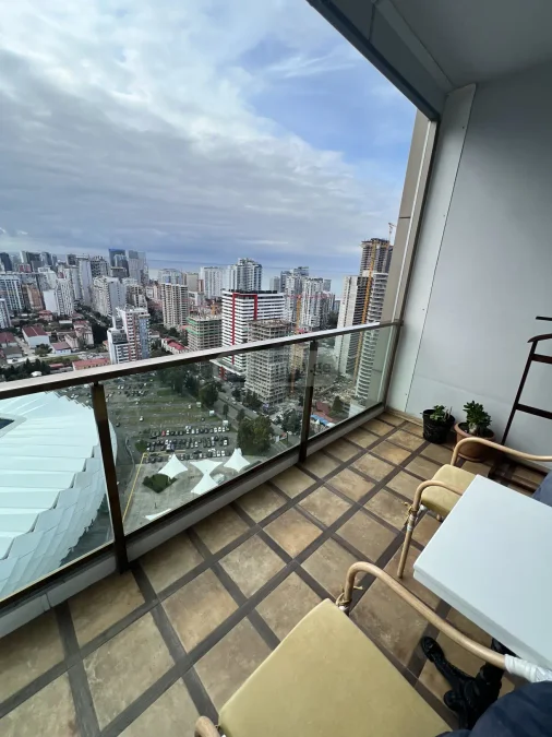 1+1 на Black Sea Towers ჟ. შარტავას ქ. 16 ხიმშიაშვილის უბანი