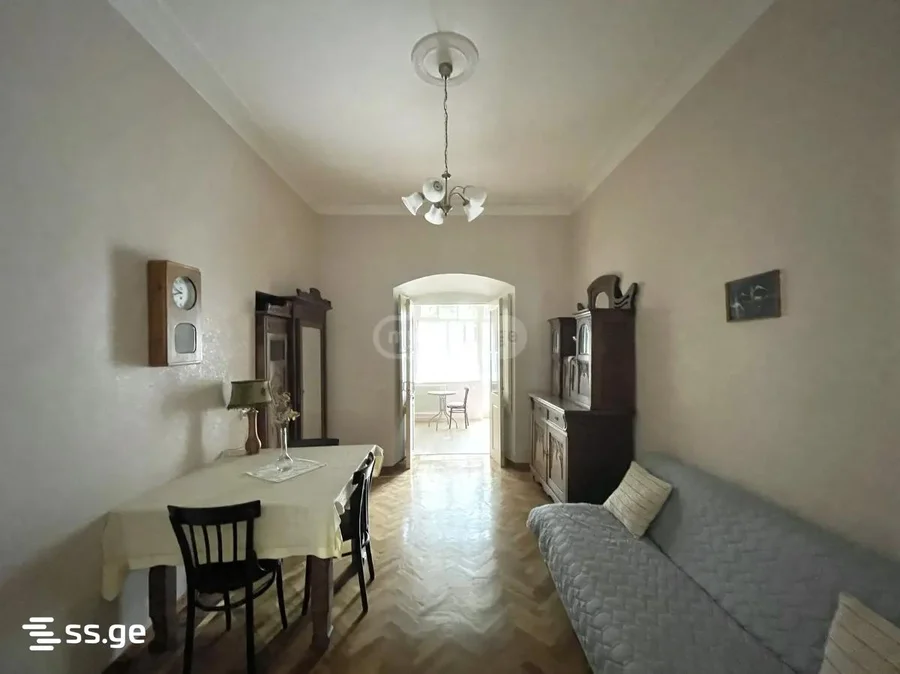 2 room Flat For Rent. Mtatsminda