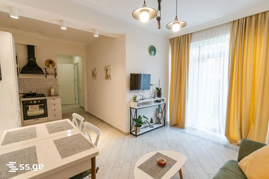 3 room Flat For Sale. Ortachala