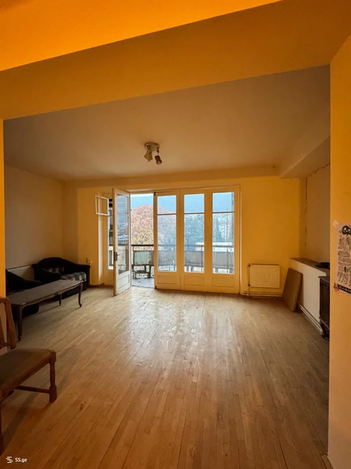 4 room Flat For Sale. Vera