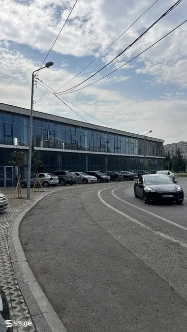 Коммерческое помещение Продаётся. Варкетили