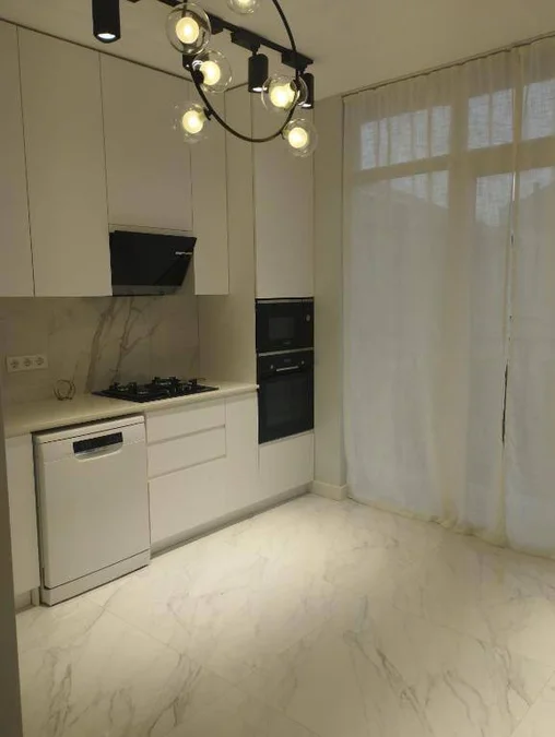 2-комнатная квартира, 65 м², Старый Батуми, $800