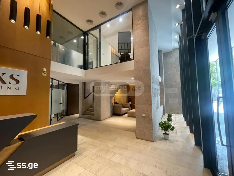 Офис в аренду. Ваке