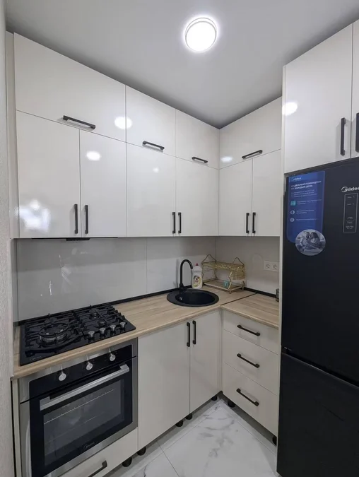 Квартиру 2+1 по улице Лорткипанидзе, 24