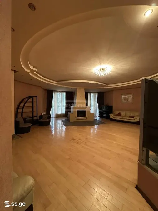 5-комнатная квартира. Ваке