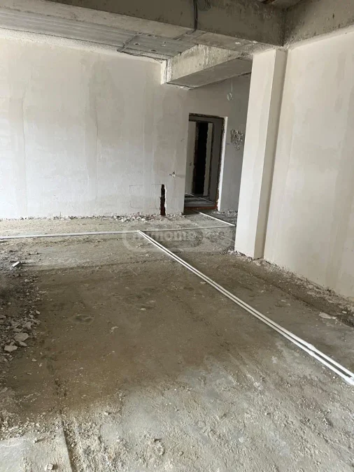 4-комнатная квартира в Варкетили