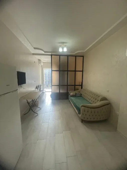 Студия, $350