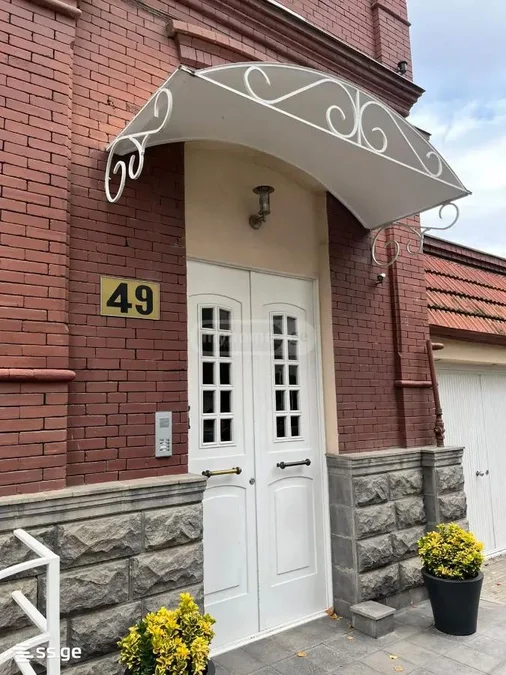 4-комнатная квартира. Ваке