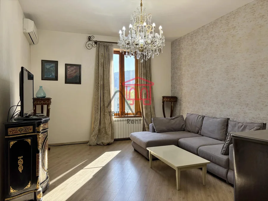 4-комнатная квартира, 119 м², $350000