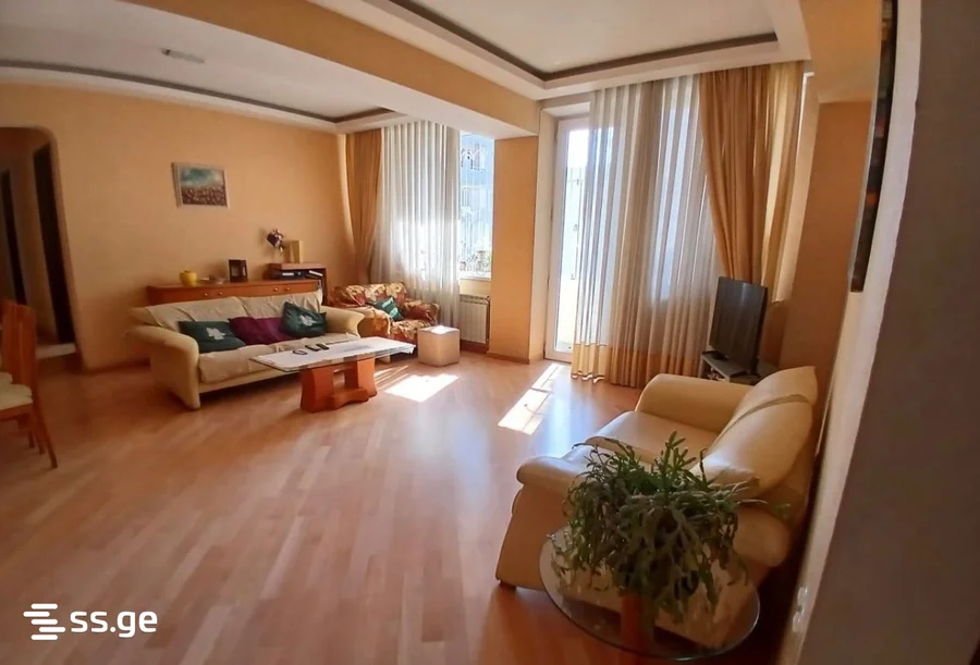 5 room Flat For Sale. Saburtalo