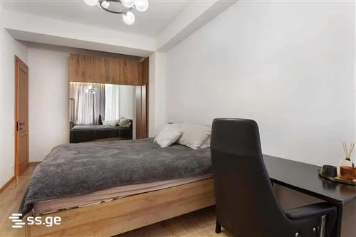 3 room Flat For Rent. Svanetis ubani