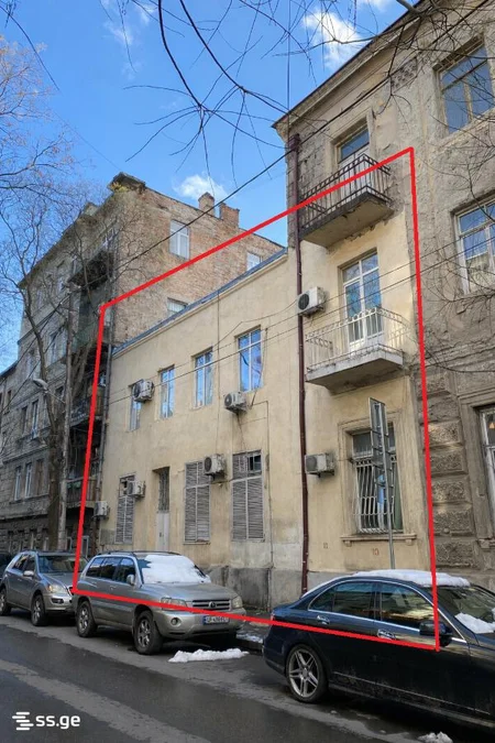 Коммерческое помещение 441 кв.м в Чугурети