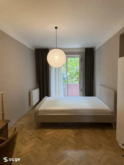 3 room Flat For Rent. Vake