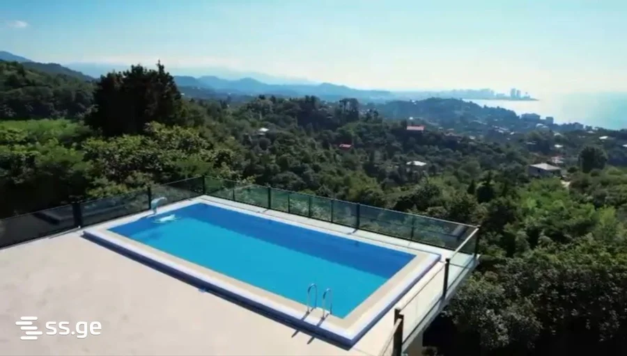 6 room Private House For Rent