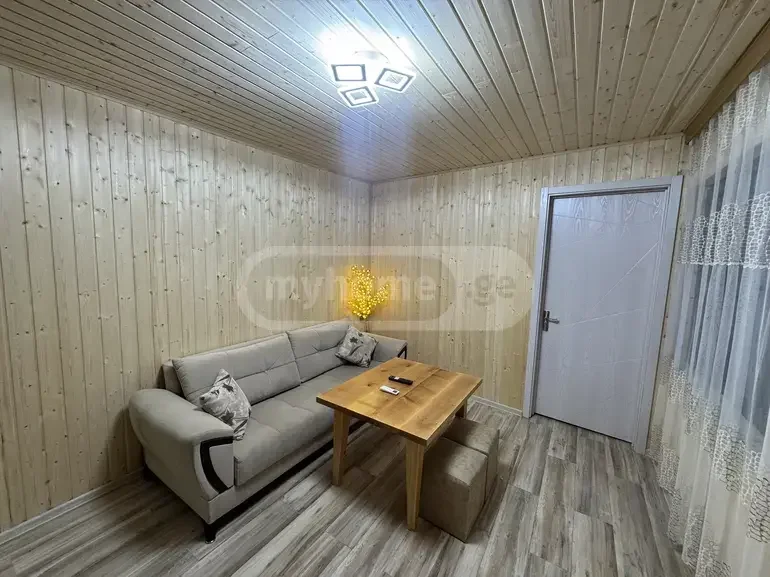 Двухкомнатная квартира в Махинджаури
