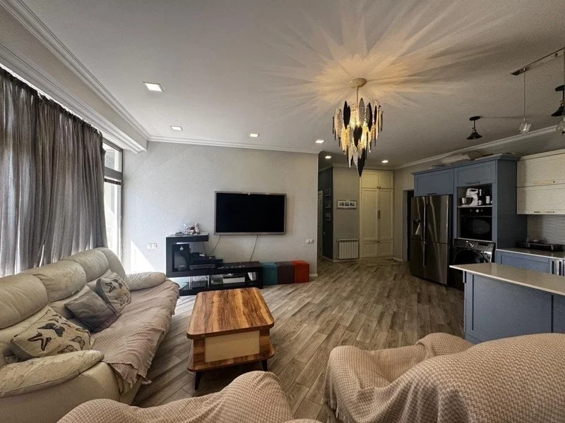 Ул. Деметре Тавадабули, 16а: Студия, 90.0 м²