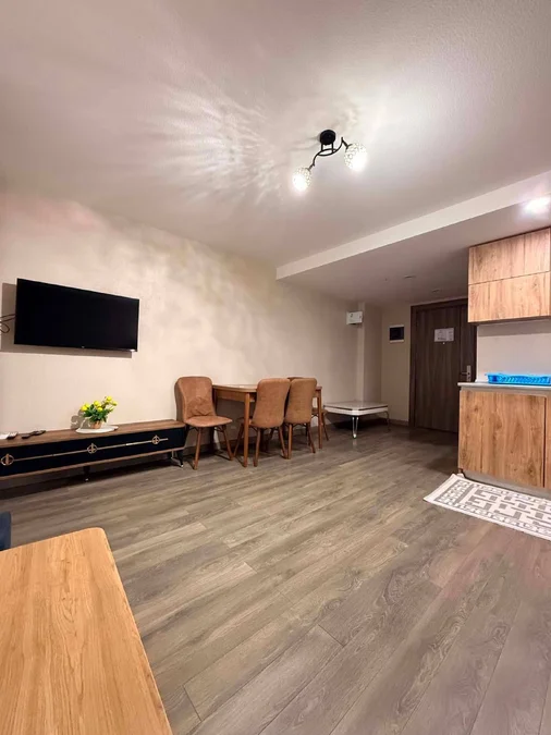 3-комнатная квартира, Новый Бульвар, 65 кв.м, $600
