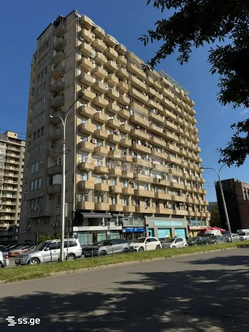 4-комнатная квартира Продаётся. Сабуртало