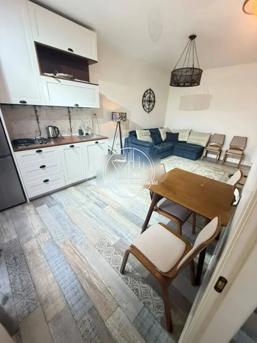 2-комн. квартира, 40 кв.м, $600