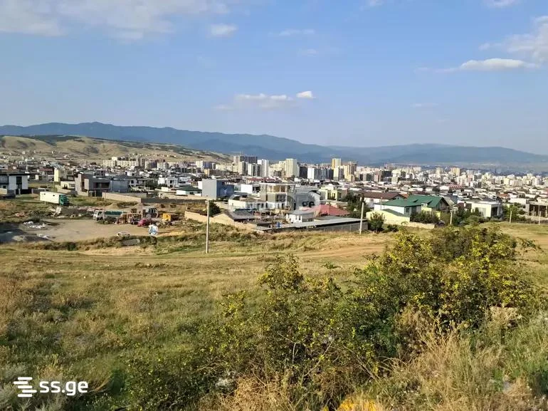 Участок на продажу. Диди Дигоми