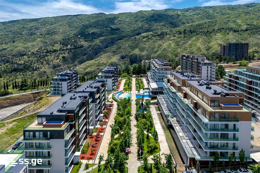 2 room Flat For Sale. Ortachala