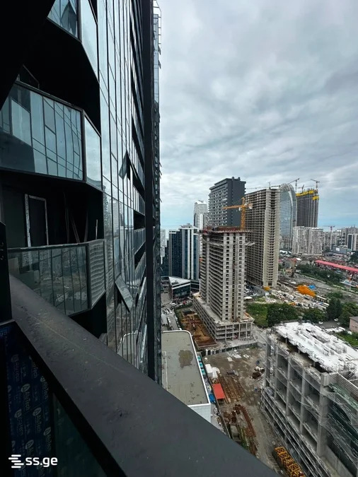 1+1 на Blue Sky Tower Тбель Абусеридзе ул. 13 Khimshiashvili District