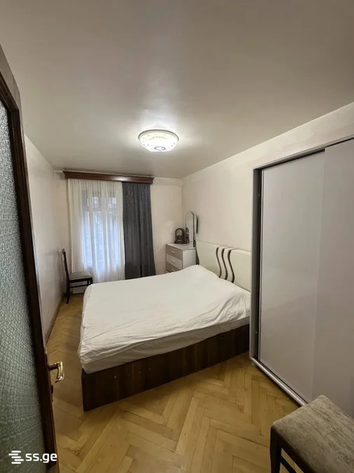 Квартира 2+1, 110 м², ул. Ивана Джавахишвили, 4