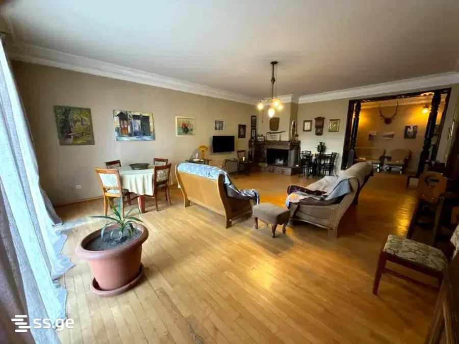 5 room Flat For Sale. Saburtalo