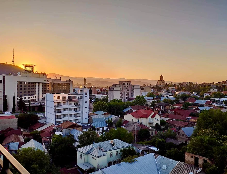 Cosy apartment with the best view - Слава Україні!