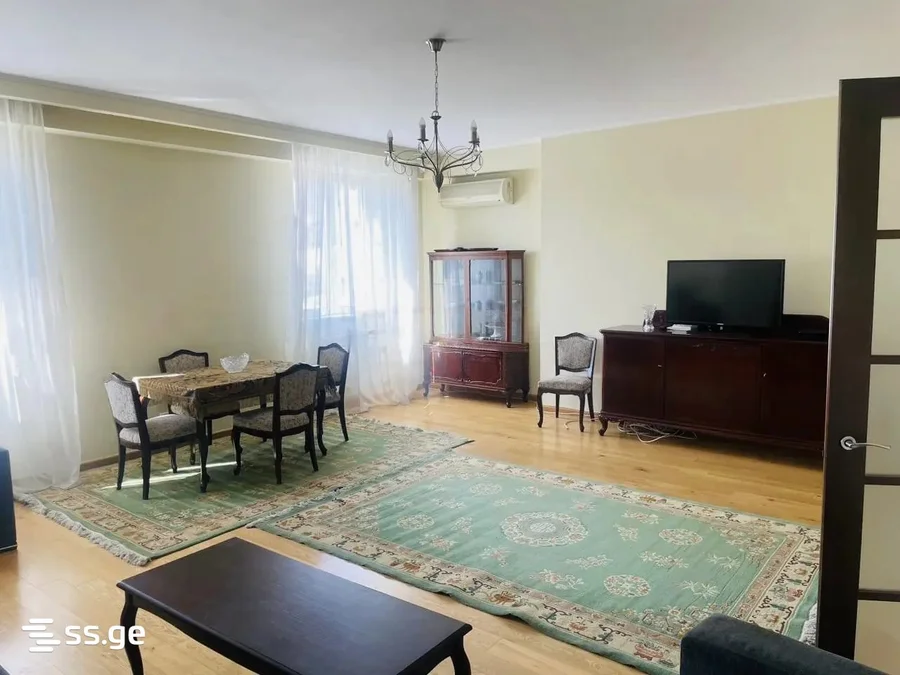 Паркинг на Vazha-Pshavela Ave 71 Saburtalo