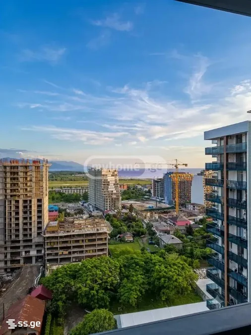1+1 на Airport road 123 Airport District
