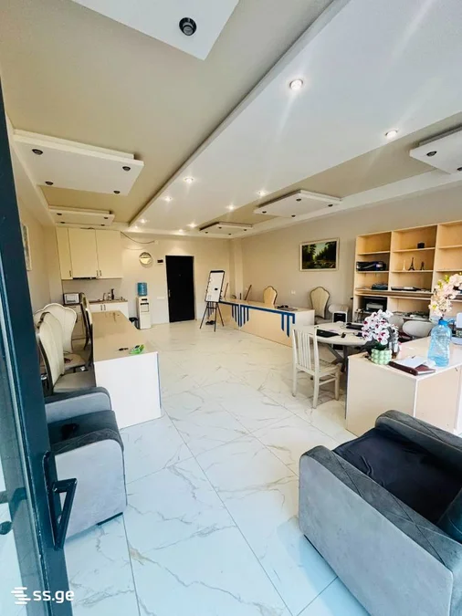 Commercial space For Rent. Varketili